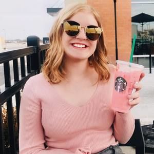 Meet your Posher, Chloe